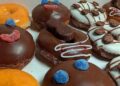 Krispy Kreme lanza dona inspirada en la Paleta Payaso de Ricolino por tiempo limitado